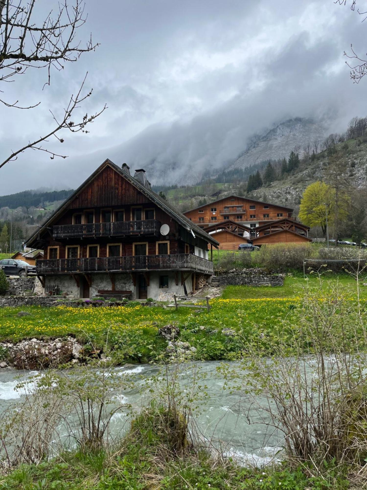 Cosy 2 Pieces Proche Chatel Abondance Buitenkant foto